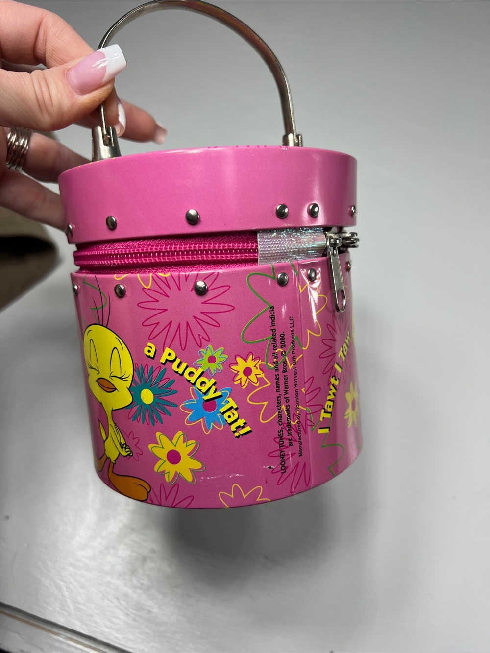 Tweety bird pink 2000 vintage tin bucket purse with zipper - Picture 2 of 11